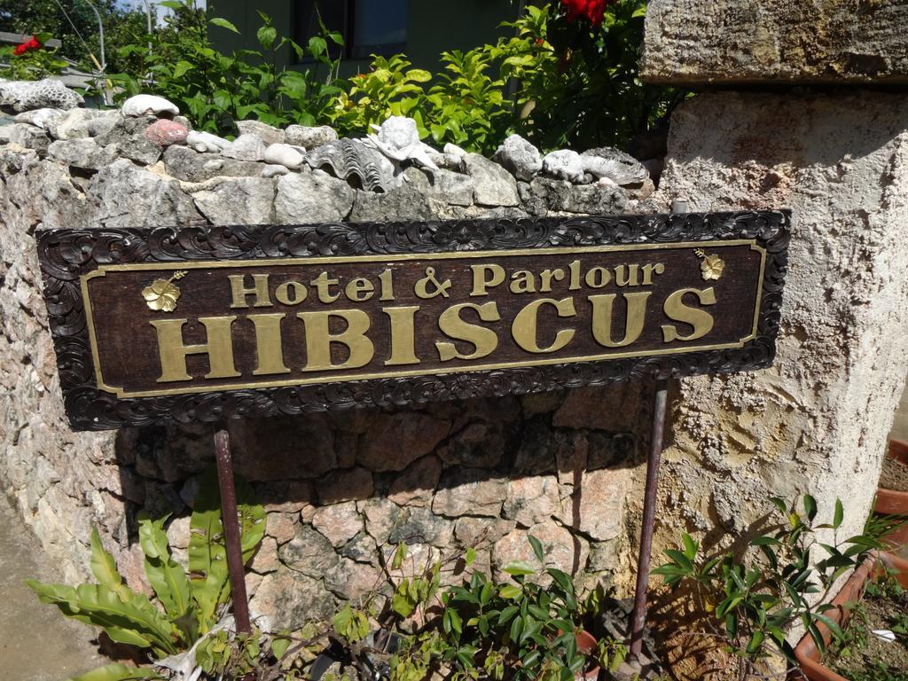 Miyakojima  Hotel Hibiscus מראה חיצוני תמונה